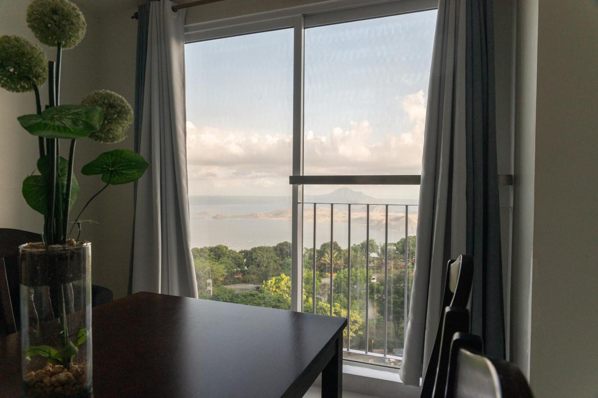 Wind Residence 4 Tagaytay City Bagian luar foto